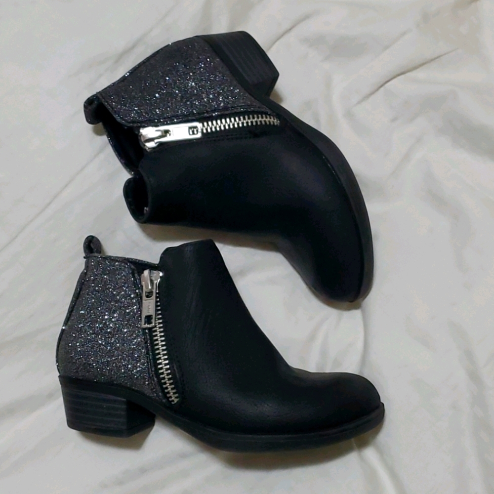 Ankle boots